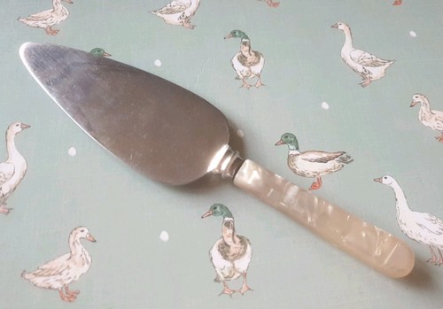 Vtg cake server majestic - server,
