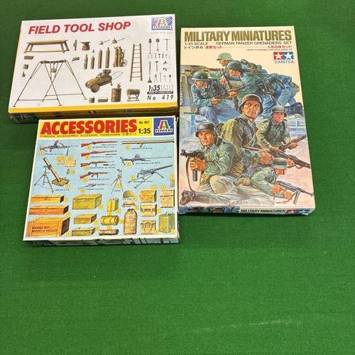 Vintage old boxed model - old, kits