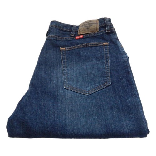 Wrangler relaxed fit stretch - relaxed,