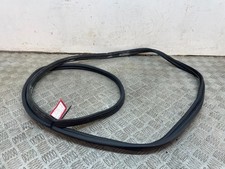 FORD MONDEO ST220 MK3 ESTATE FRONT DOOR RUBBER (N/S PASSENGER)