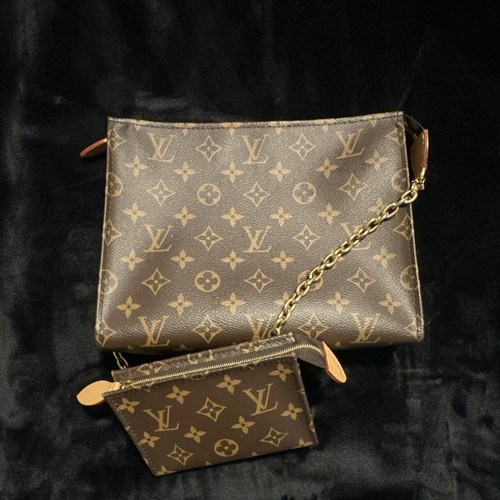 Louis vuitton monogram - louis,