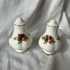 Royal Albert Old Country Roses