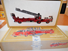 Corgi Fire Vehicles 97321 American La France Aerial Ladder Truck  Centerv +  Box