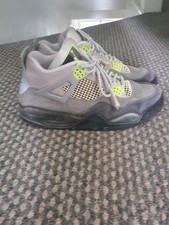 Jordan 4 Neon