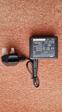 Genuine Nikon Quick Charger MH-23 for EN-EL9 and EN-EL9A Batteries. UK Plug