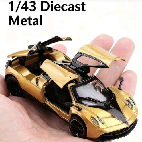 Gold supercar diecast - 1:43,