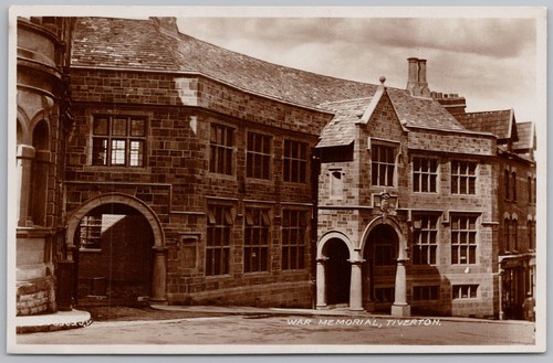 Tiverton devon war memorial - tiverton, rp
