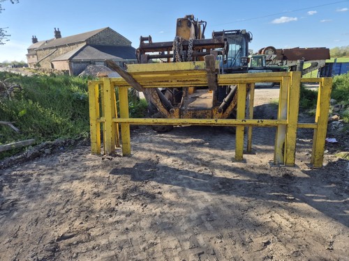 Steel pedestrian barriers for - pedestrian,