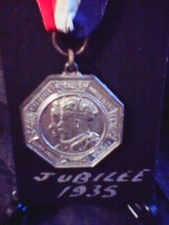 1935 SILVER JUBILEE  MEDAL