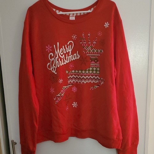 Holiday time red - red, festive