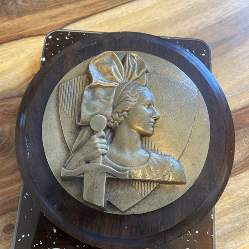 Art deco lady justice - art,