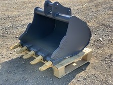 4 To 5.8 Ton Digger Bucket