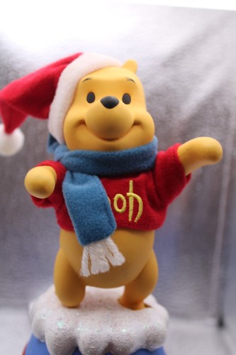 Winnie the pooh christmas - winnie,
