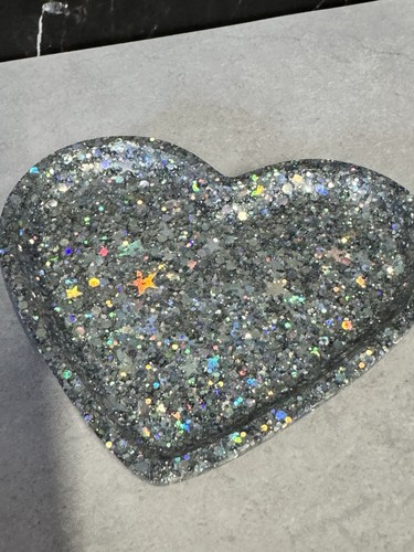 Silver glitter heart - glitter,