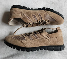 Ladies beige suede cushion