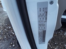 Grille Upper Moulded In Black