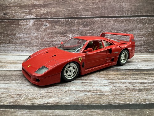 Burago 1987 ferrari f40 - ~,