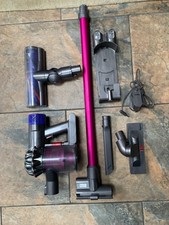Dyson SV05 cordless vacuum cleaner, working but needs attention