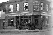 Ouu-22 The Old Ship Inn Public