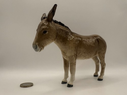 Beswick donkey rare - donkey, (2267a)