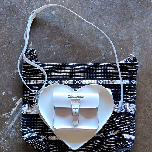 Martens white patent heart - dr.,
