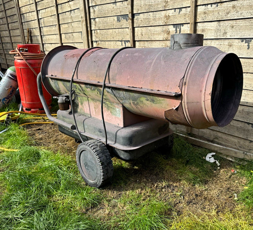 Huge diesel kerosene - huge,