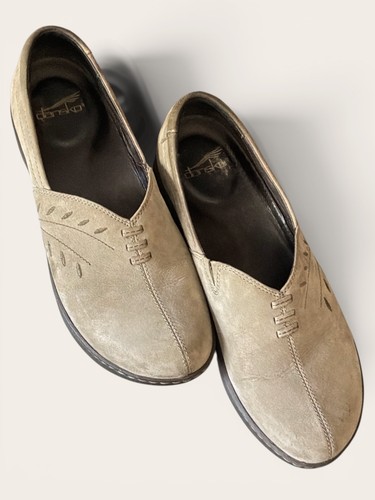 Dansko tan women slip on - tan,