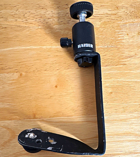 Kaiser shaped camera - l-shaped, l