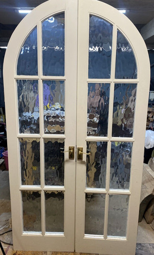 Curved arched french - arched,