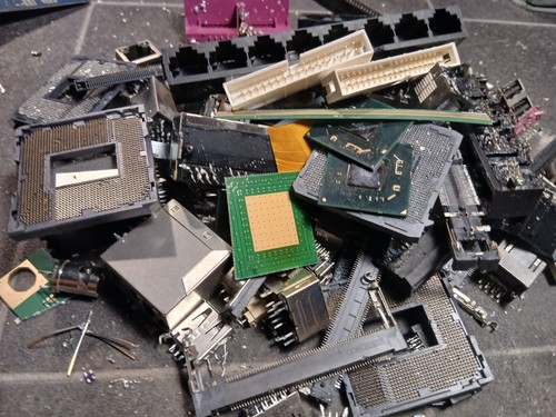 Gold recovery scrap computer - gold,