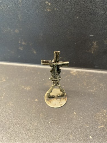 Small metal windmill ornament - small,
