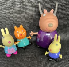 Peppa pig figures - peppa,