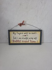 Daddy Round Them - Wooden Room Decoration Funny Home Sign Birthday Gift Present