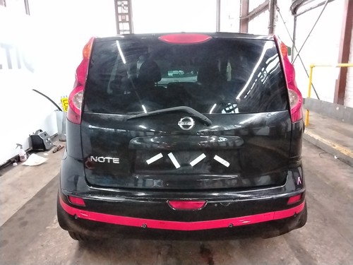 Tailgate boot black nissan - black,