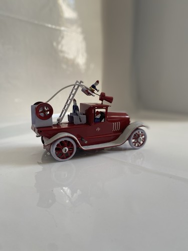 Tin plate fire - tin, vehicle