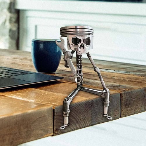Carving piston skull face - skull,