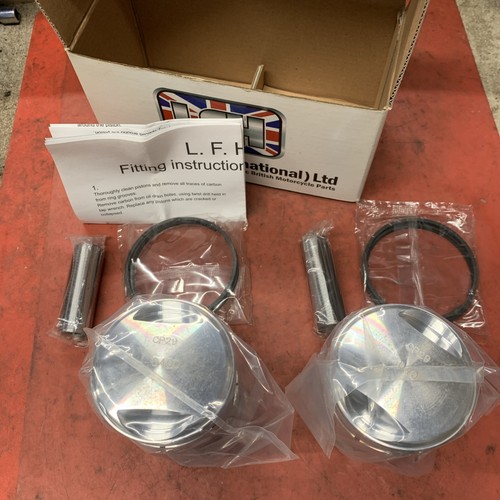 Triumph pistons pre unit - triumph,,