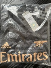 BNWT Arsenal Adidas M