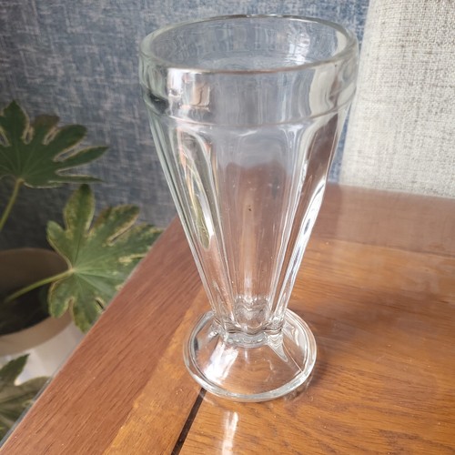 Knickerbocker glory glasses - glory,