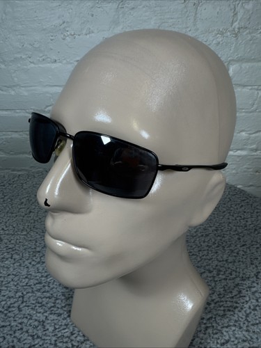 Oakley sunglasses square wire - sunglasses,