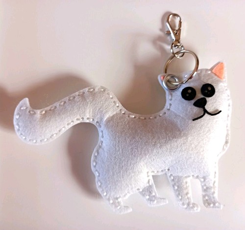 White felt cat animal keyring - felt,