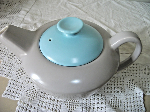 Poole pottery retro - poole, twintone