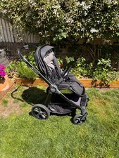 BabyStyle Oyster 3 Travel System with lots of accessories in Black