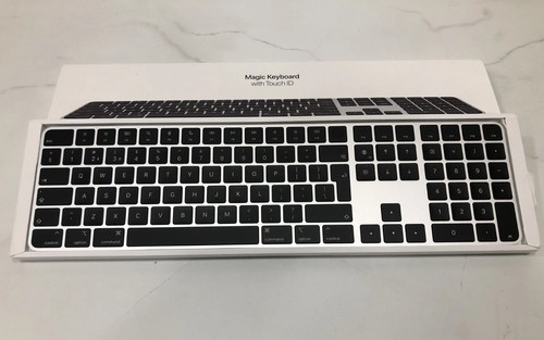 Genuine apple magic keyboard - genuine,