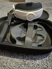 Oculus 3 / 3s VR METAQUEST Battery pack with strap AND Carry Case 