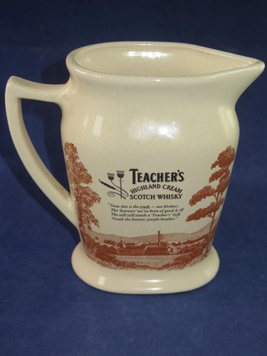 Vintage breweriana ceramic pub - breweriana,