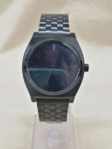 Nixon quartz watch - , used