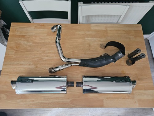 Triumph speed triple 1050 pipe - triumph,