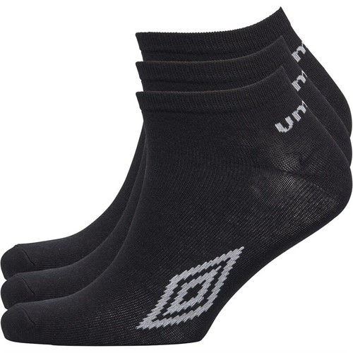Umbro mens three - three, basic