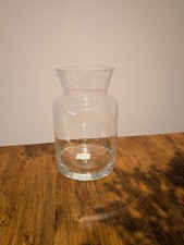 Freddie's Flowers Classic Vase